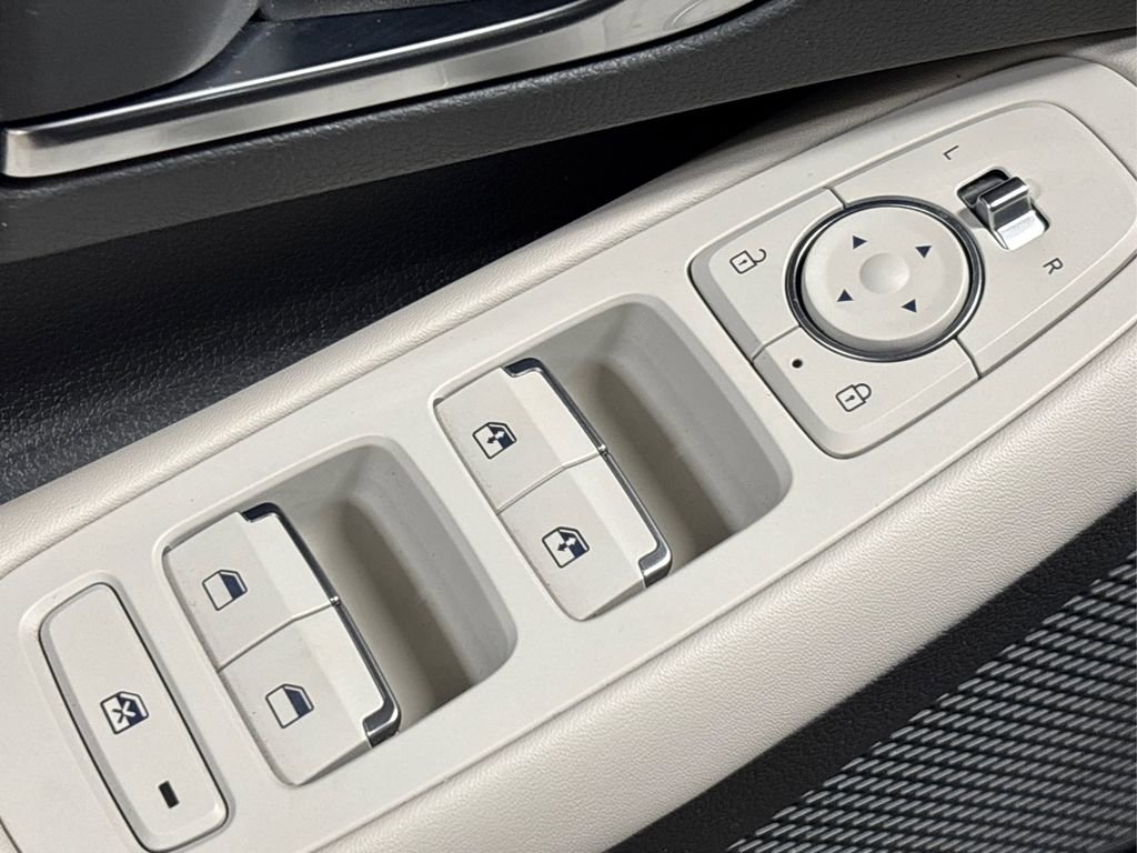 Used 2023 Hyundai Sonata SEL w/ Convenience Package image 35