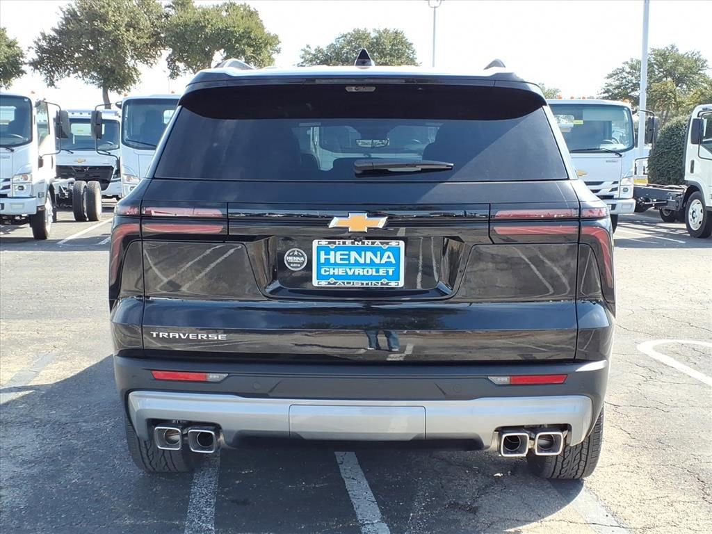 New 2026 Chevrolet Traverse LT w/ Sun and Wheel Package image 7