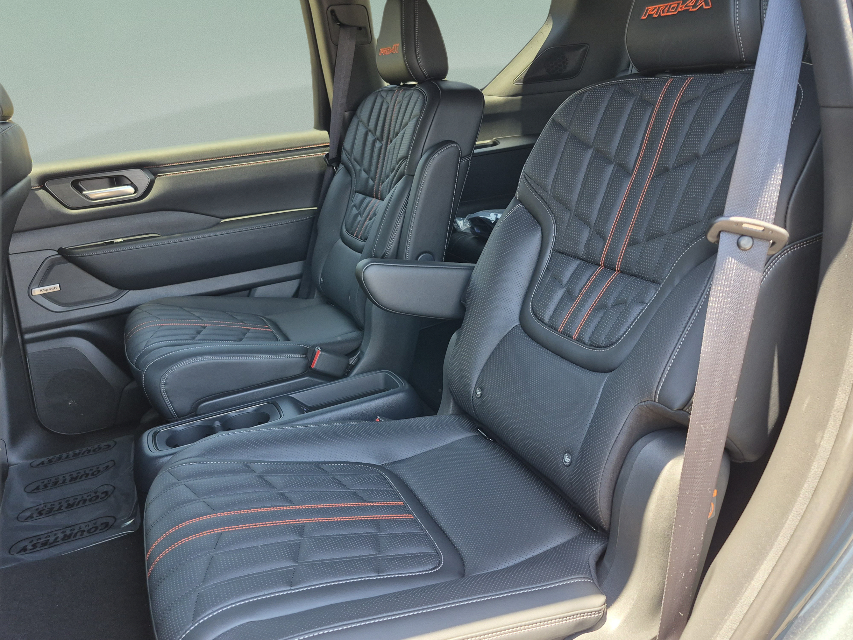 New 2026 Nissan Armada PRO-4X w/ Captain's Chari Seat Package AWD/4WD image 18
