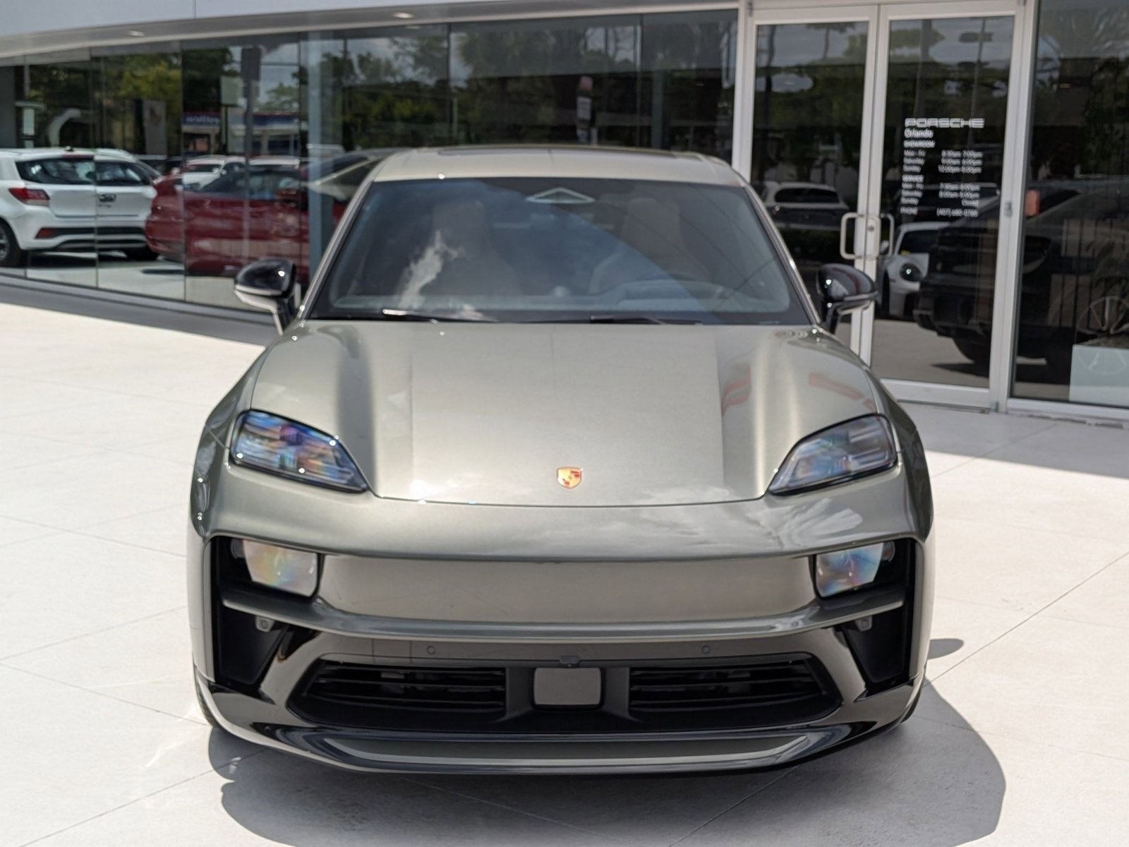 New 2026 Porsche Macan GTS Electric image 6