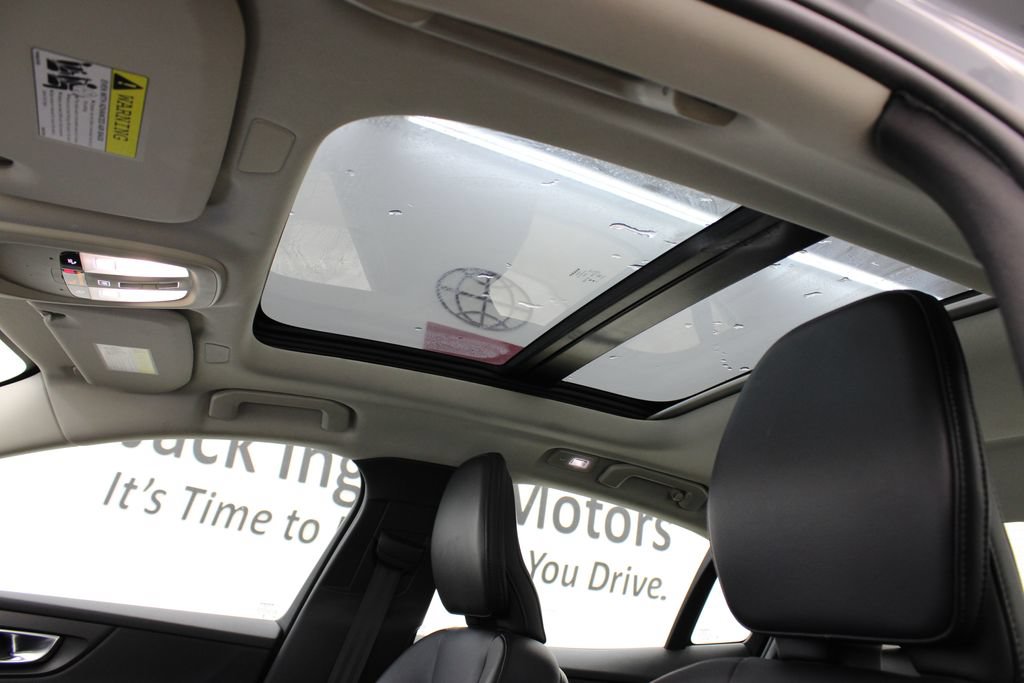 Certified 2024 Volvo S60 B5 Core FWD image 14