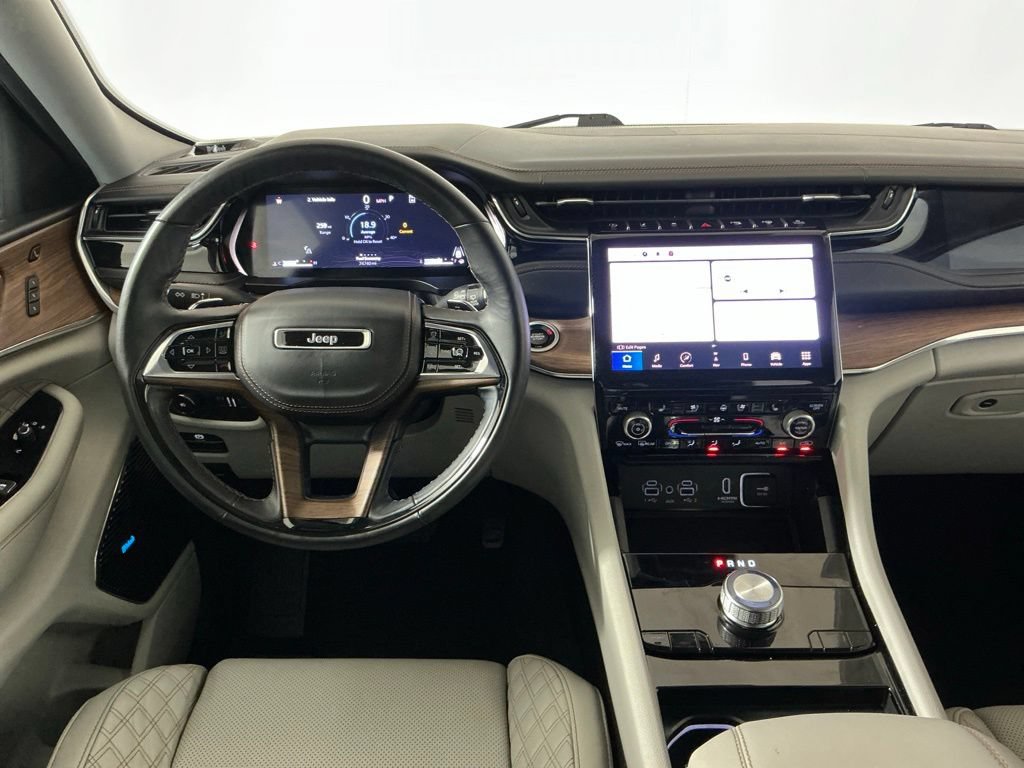 Used 2023 Jeep Grand Cherokee L Summit w/ Advanced Protech Group IV RWD image 9