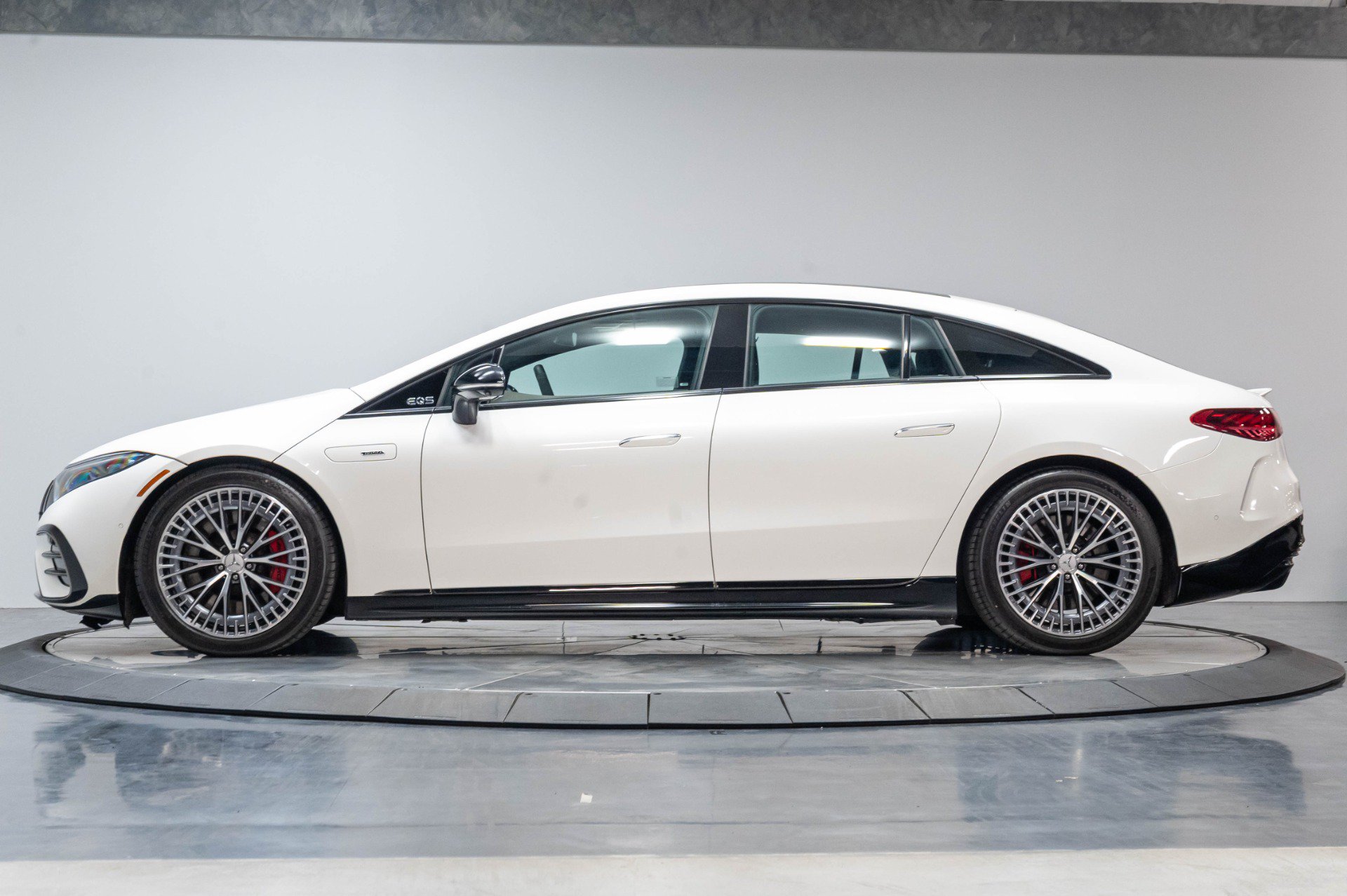 Used 2023 Mercedes-Benz EQS AMG 4MATIC w/ Trim Level Package image 41