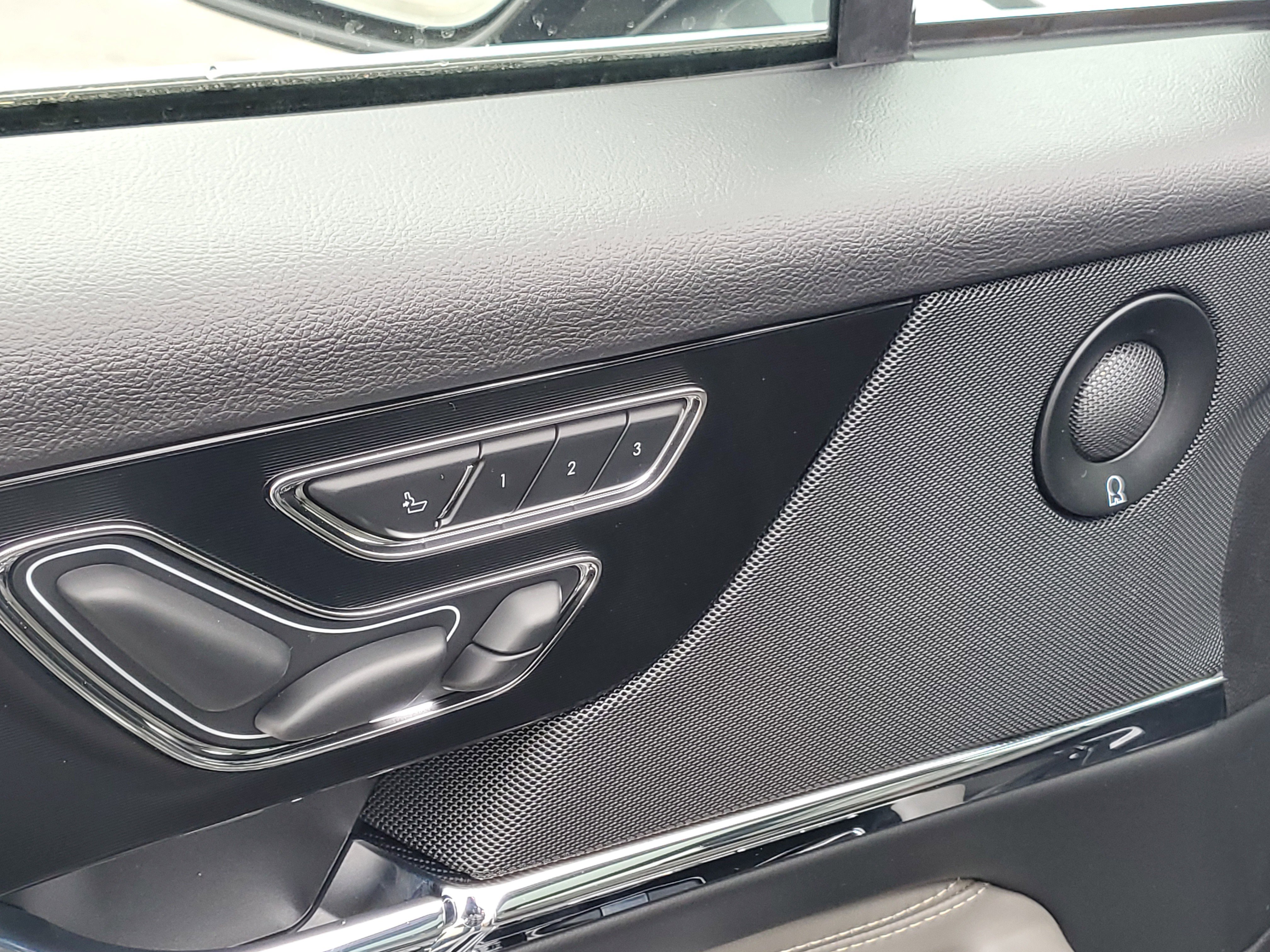 New 2026 Lincoln Corsair Grand Touring image 9