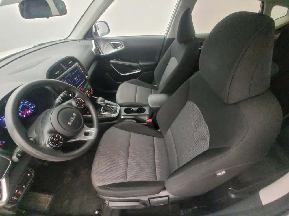 Used 2022 Kia Soul LX w/ Technology Package image 17