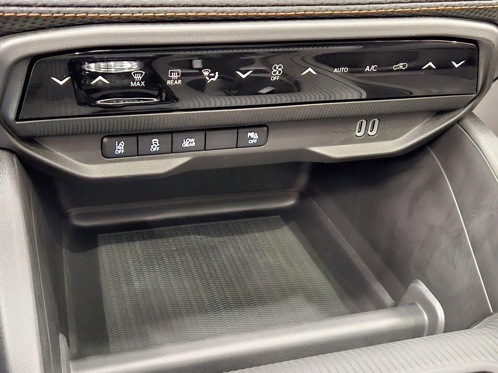 New 2026 Jeep Cherokee Overland image 15