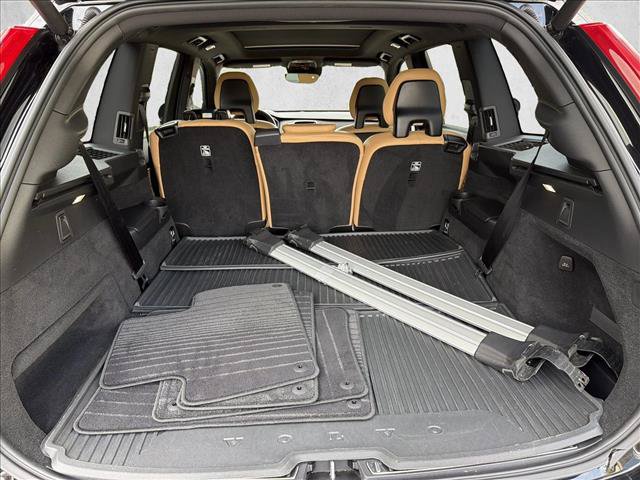 Used 2018 Volvo XC90 T6 Momentum w/ Convenience Package AWD/4WD image 27