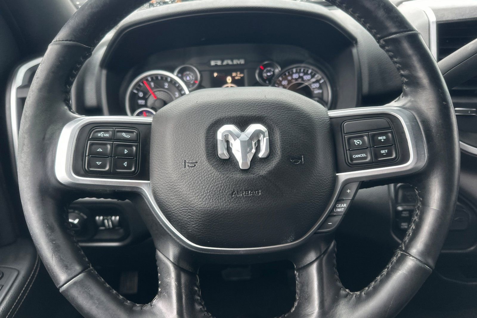 Used 2019 RAM 3500 Big Horn image 22