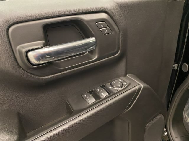 New 2026 Chevrolet Silverado 1500 Custom w/ Turbomax Blackout Package AWD/4WD image 26