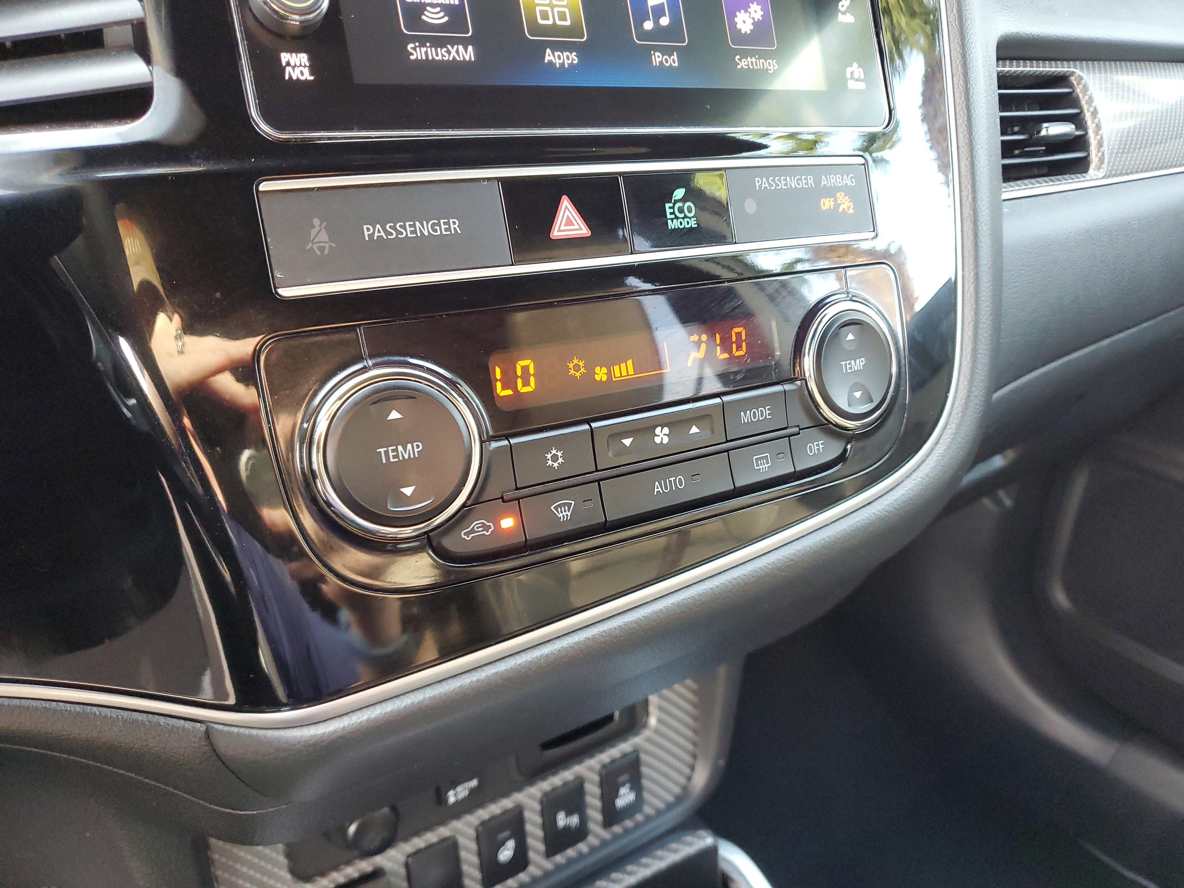 Used 2019 Mitsubishi Outlander GT image 30