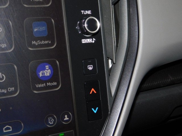 Used 2025 Subaru Crosstrek 2.5i Limited w/ Popular Package #3A image 24