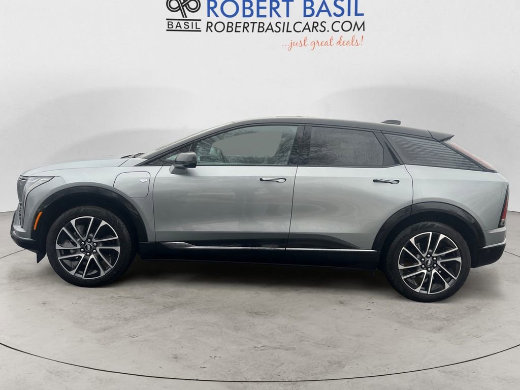 New 2026 Cadillac Optiq Sport 1 image 2