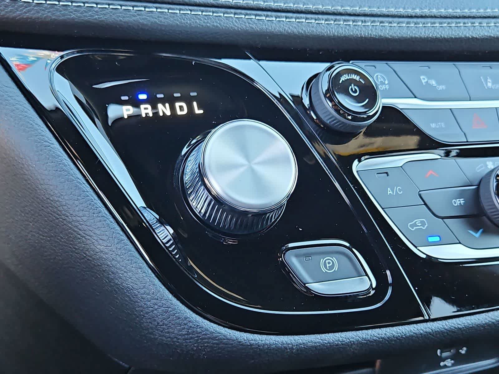 New 2026 Chrysler Pacifica Select image 30