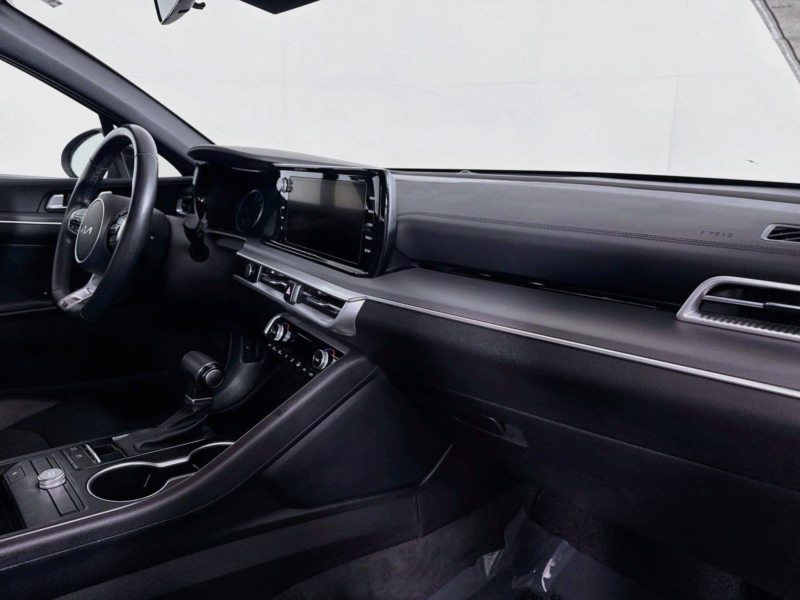 Used 2022 Kia K5 GT-Line FWD image 38