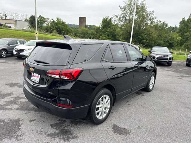 Used 2023 Chevrolet Equinox LS AWD/4WD image 8