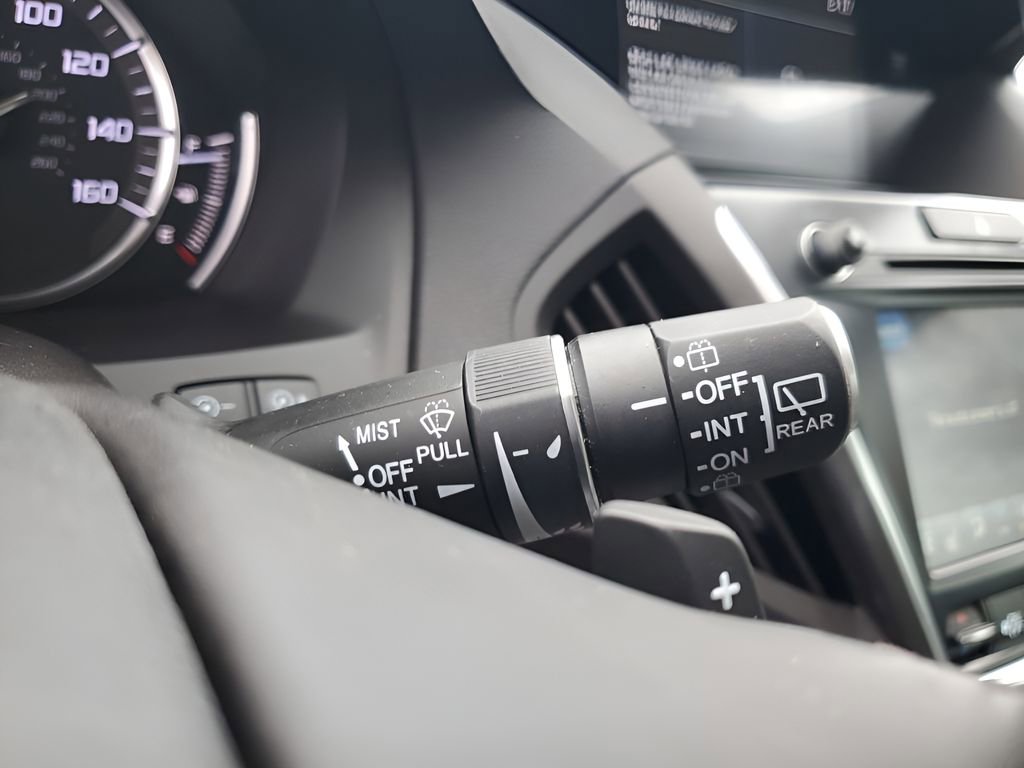 Used 2020 Acura MDX FWD image 37