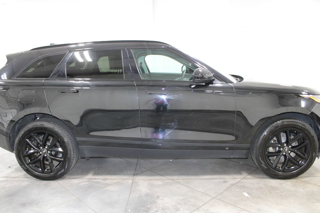 Used 2024 Land Rover Range Rover Velar S image 11