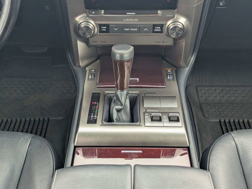 Used 2018 Lexus GX 460 Premium w/ Premium Package AWD/4WD image 19