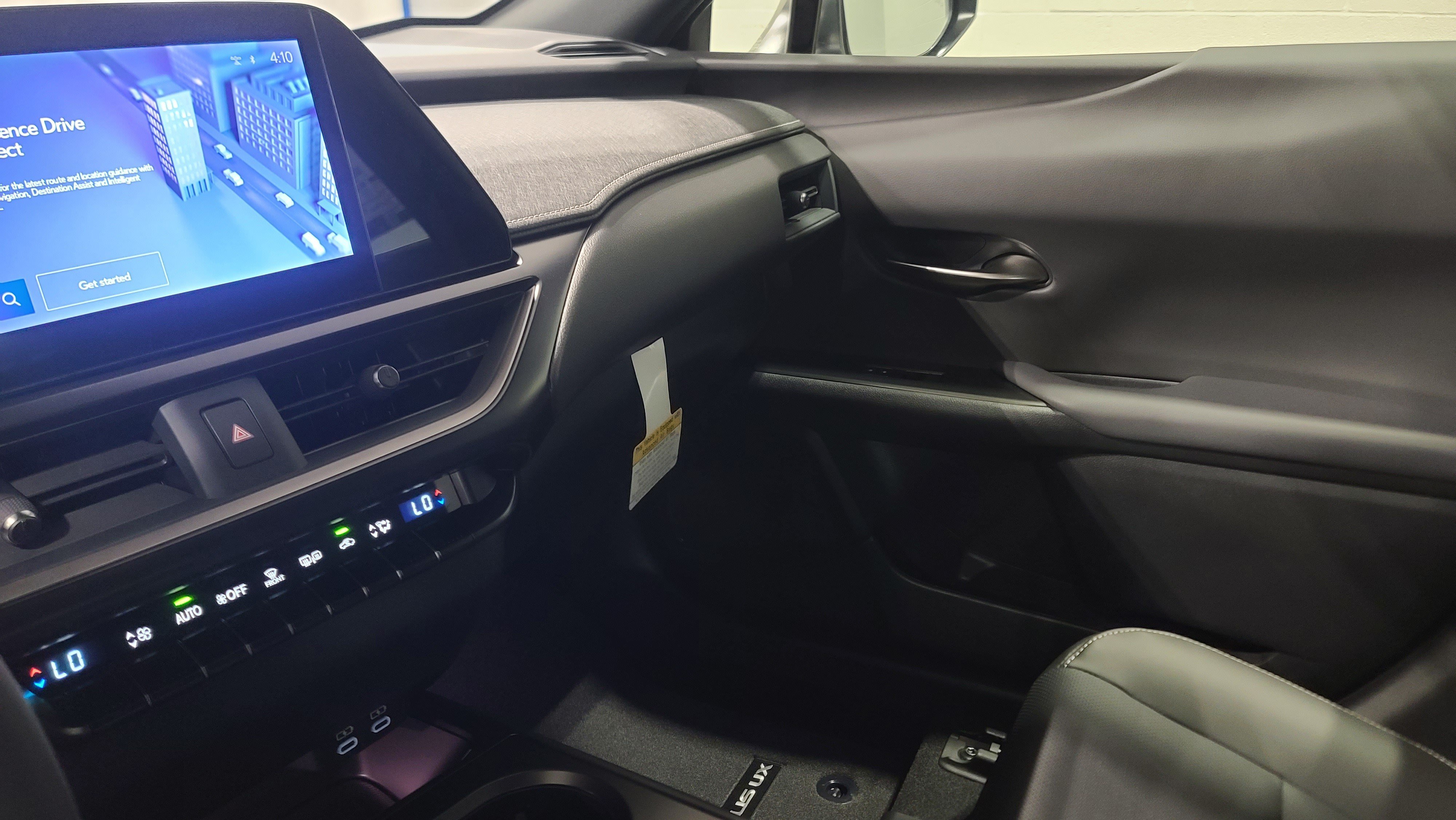 New 2026 Lexus UX 300h AWD image 28