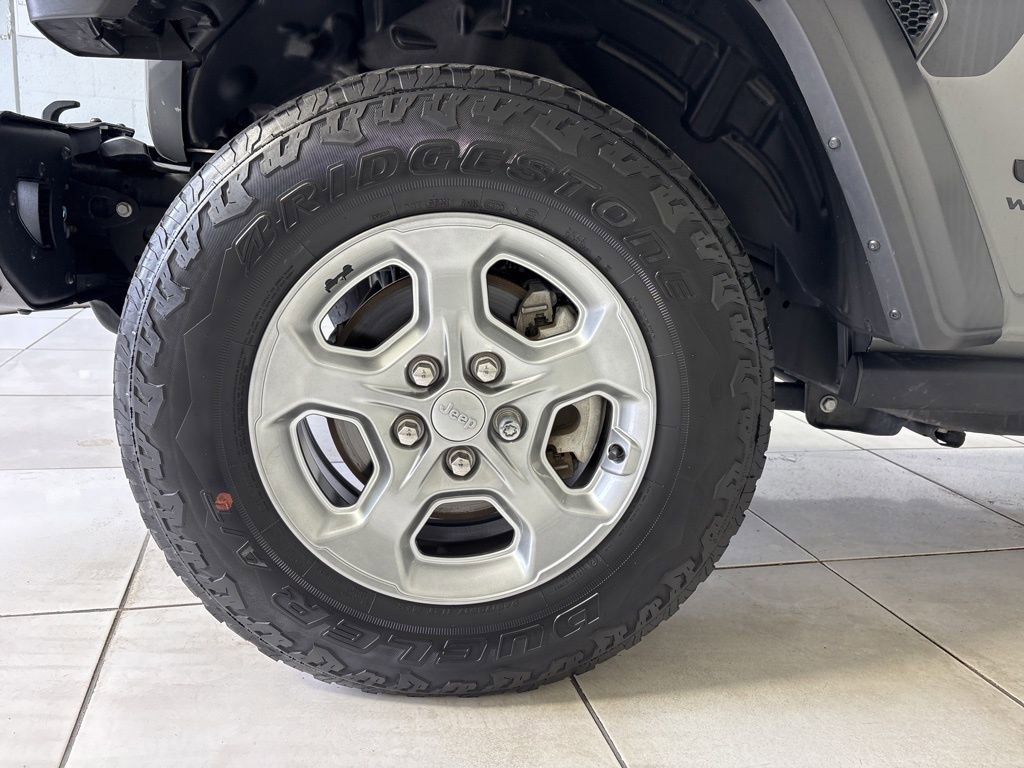 Used 2021 Jeep Wrangler Unlimited Sport image 9