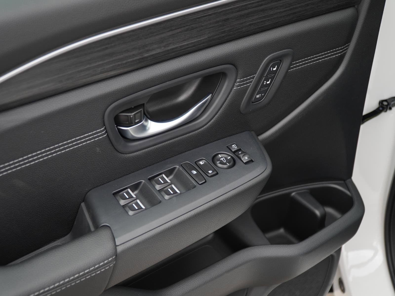 New 2026 Honda Pilot Touring image 14