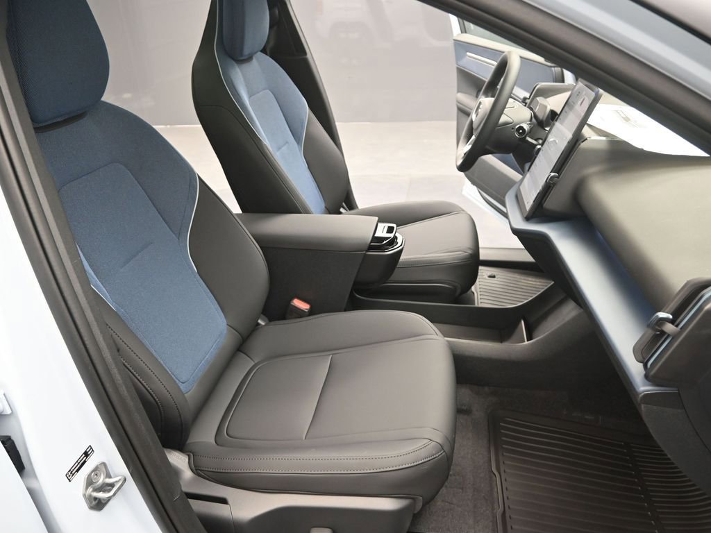 New 2026 Volvo EX30 Plus w/ Climate Package AWD/4WD image 26
