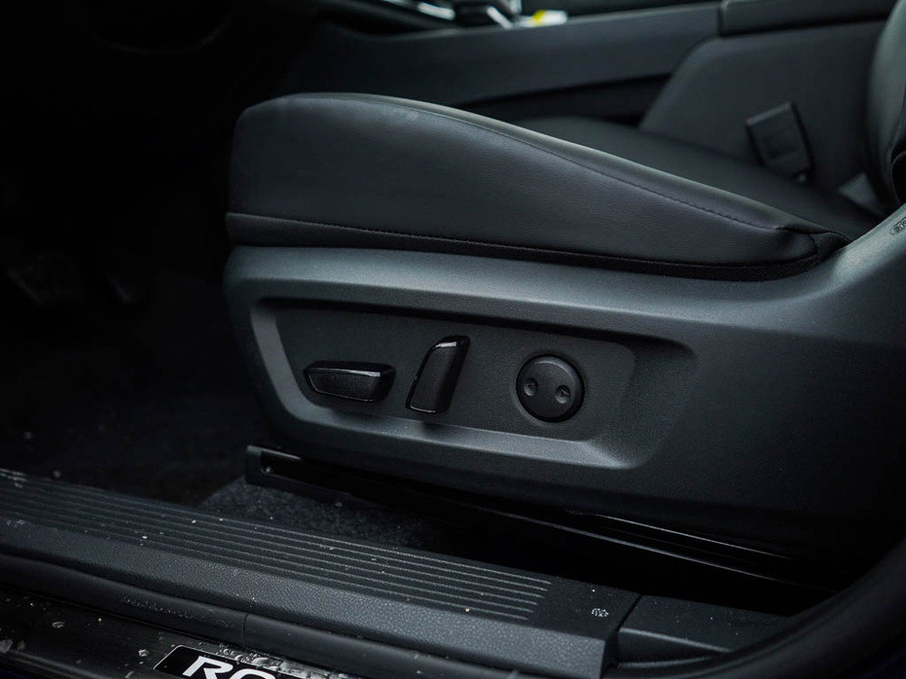 New 2026 Nissan Rogue SV image 20