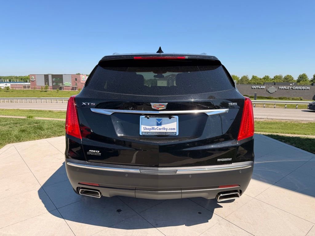 Used 2019 Cadillac XT5 Premium Luxury AWD/4WD image 4