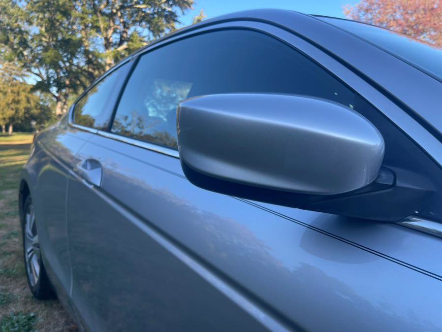 Used 2011 Honda Accord LX-S image 4