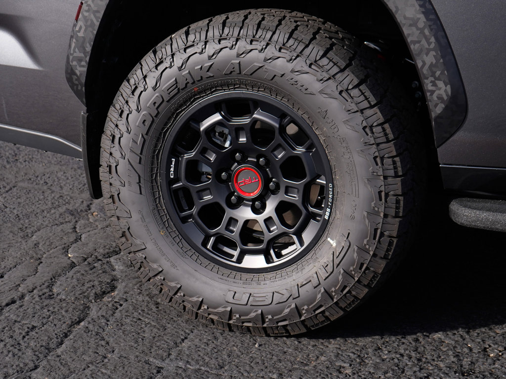 Used 2026 Toyota Sequoia TRD Pro AWD/4WD image 16