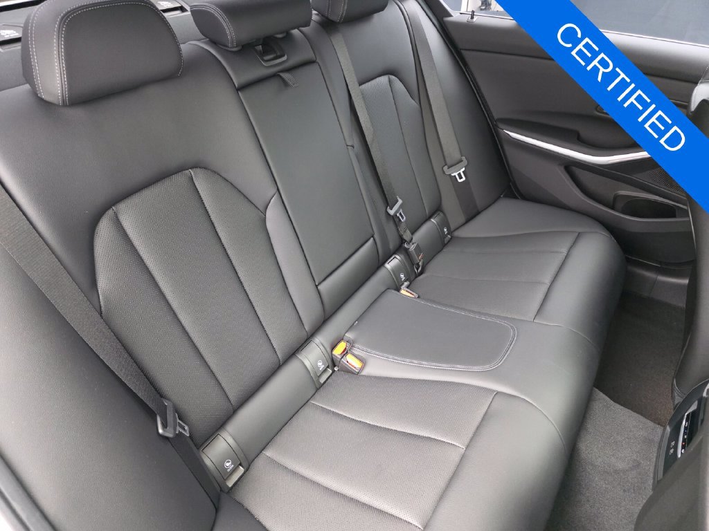 Certified 2024 BMW 330i Sedan w/ Convenience Package RWD image 26