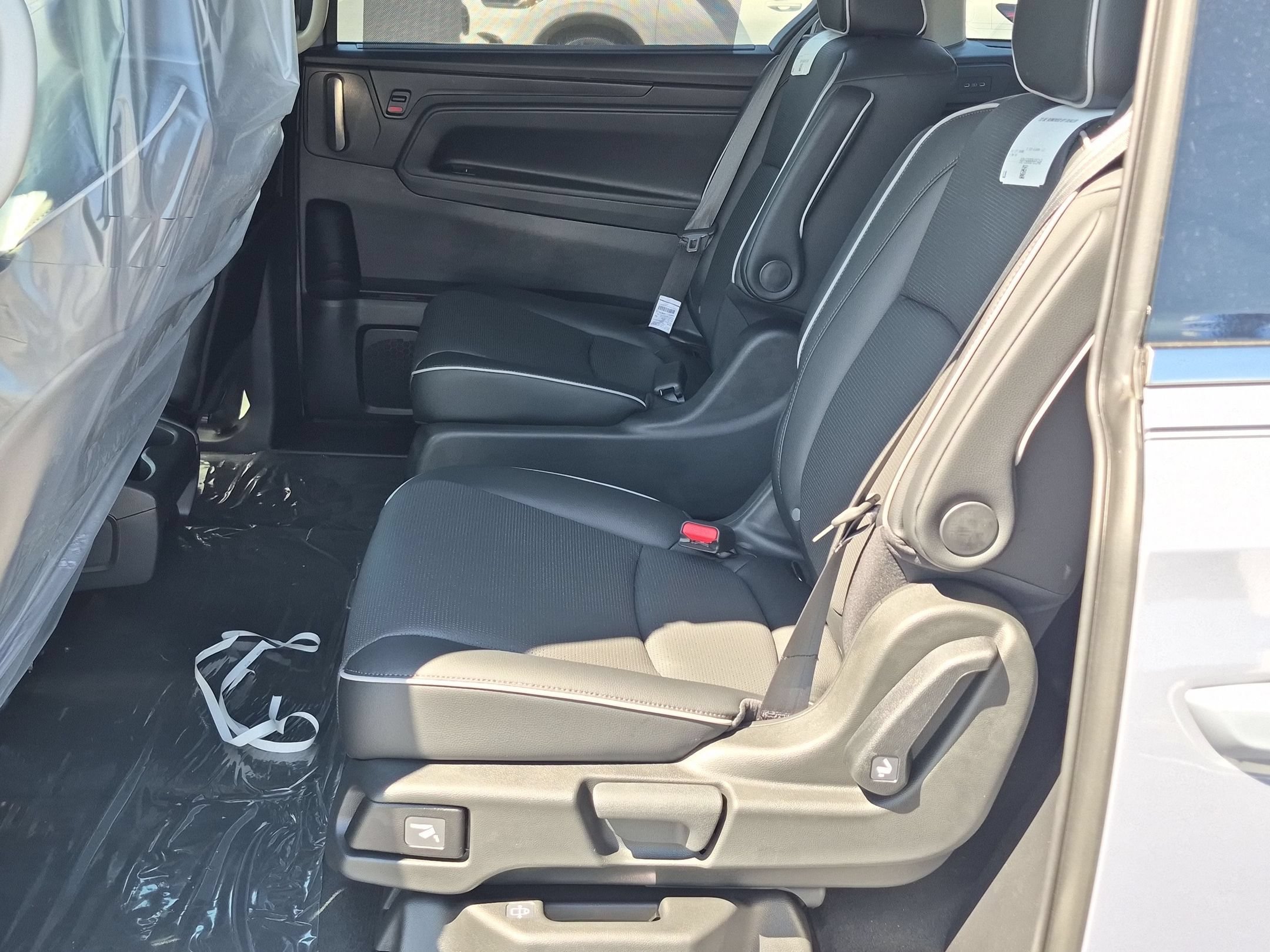 New 2027 Honda Odyssey Elite image 25