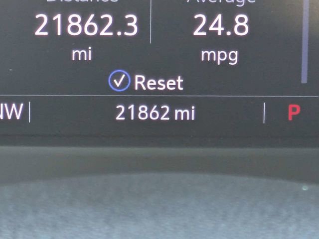 Certified 2023 Cadillac XT4 Premium Luxury image 35