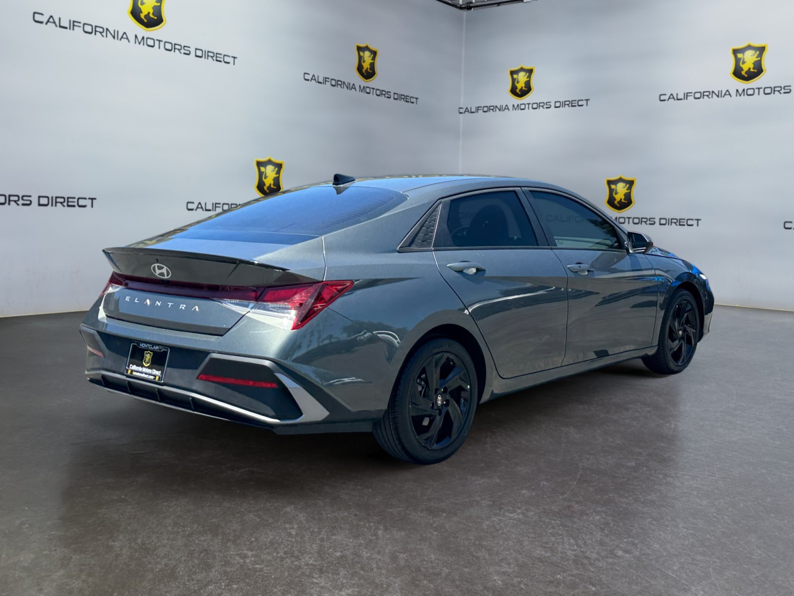 Used 2026 Hyundai Elantra Sport FWD image 5