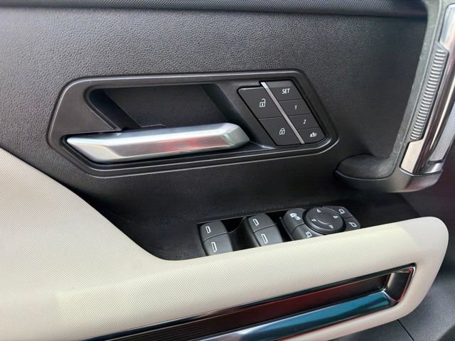 Used 2026 GMC Hummer EV SUV AWD/4WD image 30