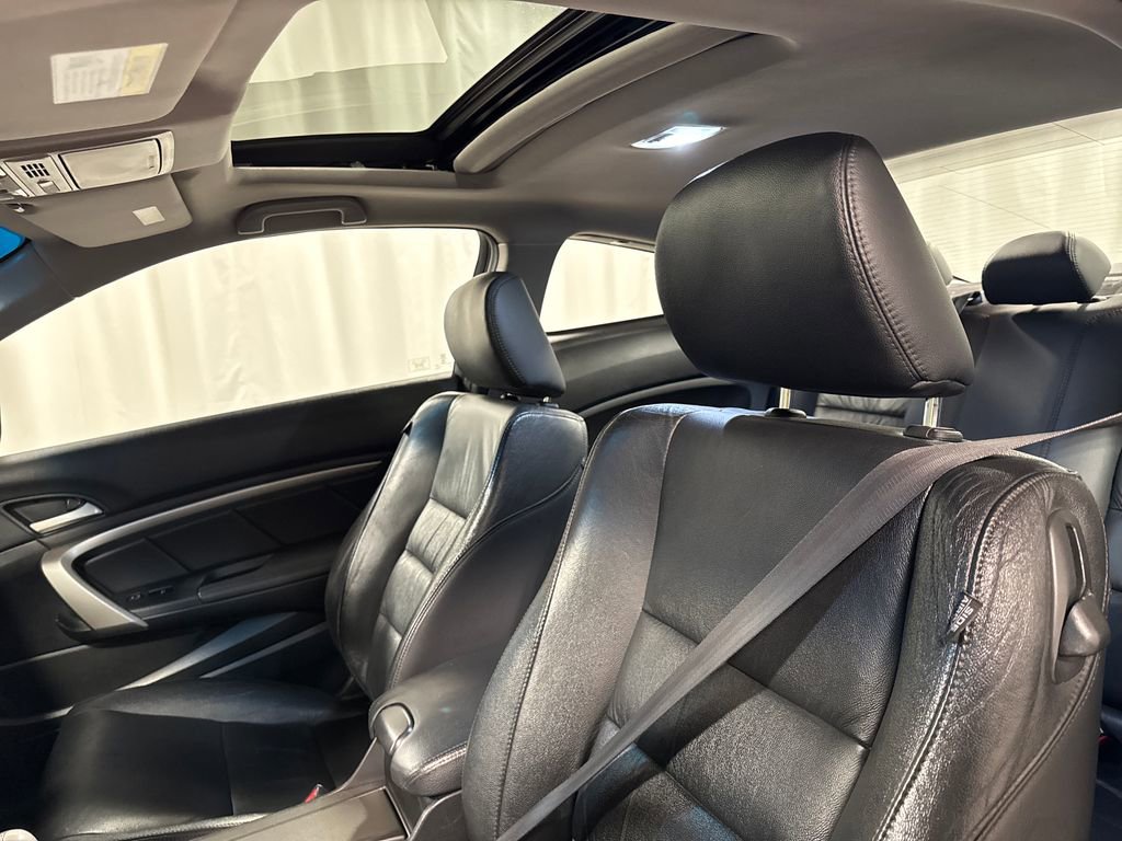 Used 2011 Honda Accord EX-L image 25