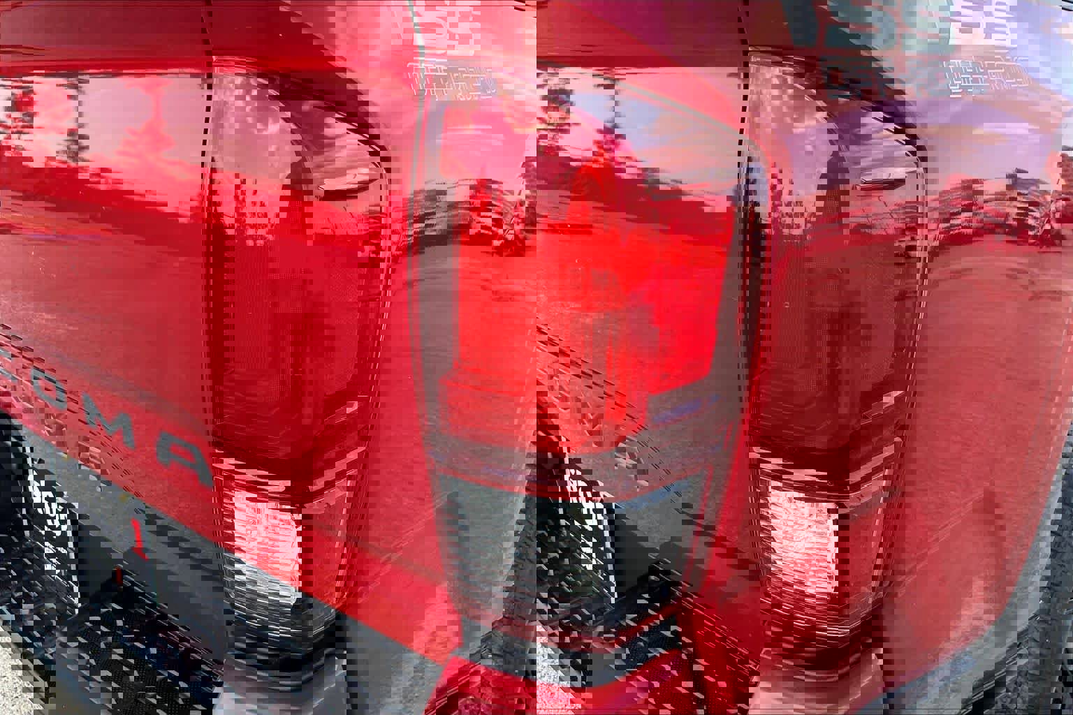 Used 2021 Toyota Tacoma SR w/ SR Convenience Package RWD image 29