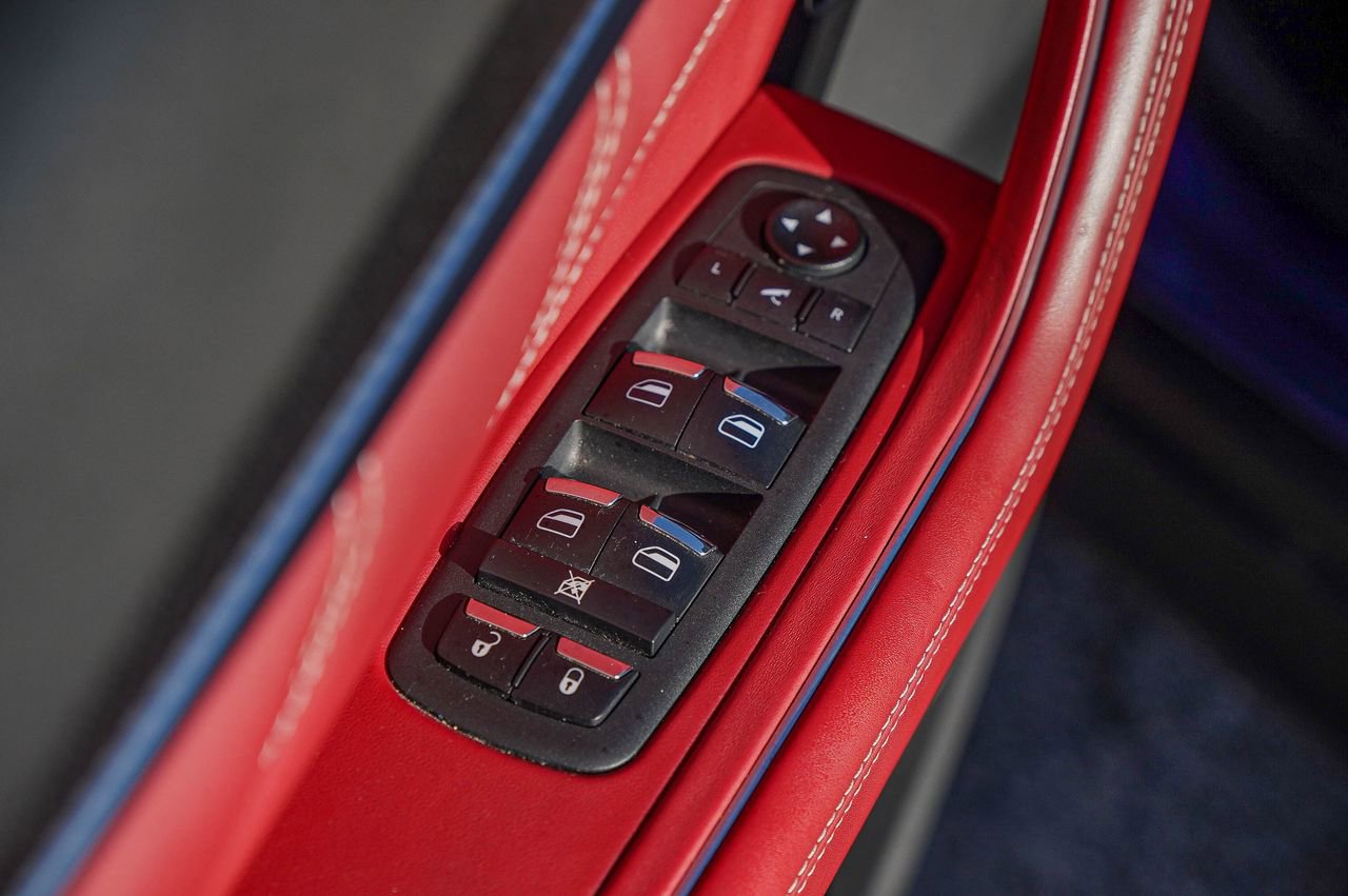 Certified 2022 Maserati Levante Modena S image 27