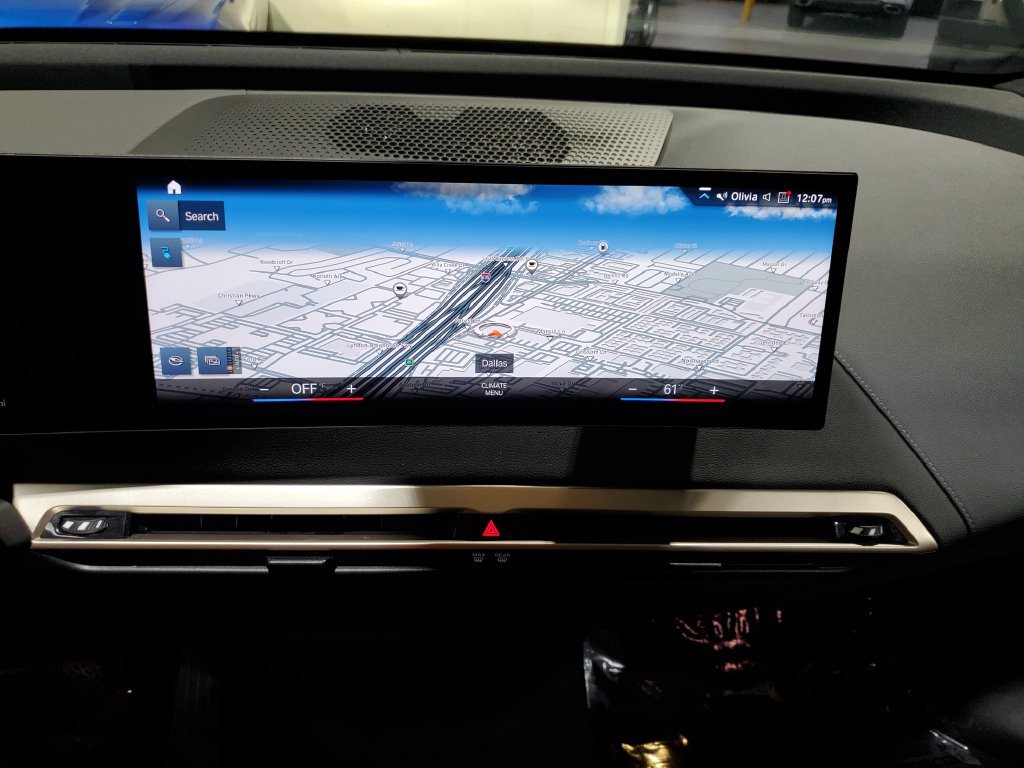 Used 2023 BMW iX xDrive50 w/ Ultimate Package 2 AWD/4WD image 31