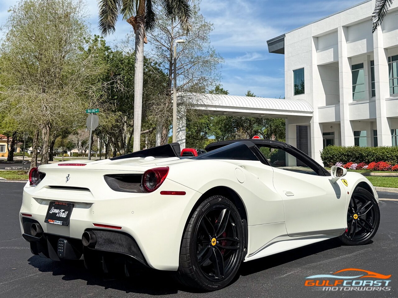 Used 2018 Ferrari 488 Spider RWD image 58