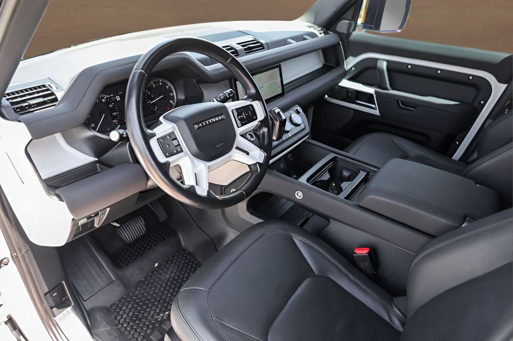 Used 2023 Land Rover Defender 110 S AWD/4WD image 10
