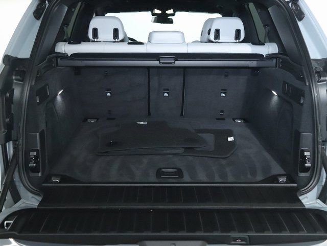 Used 2024 BMW X5 xDrive40i w/ Executive Package AWD/4WD image 35