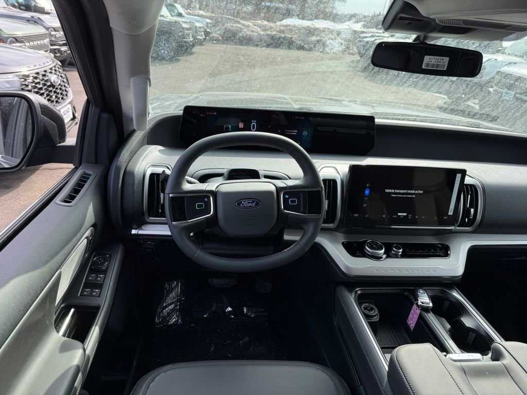 New 2026 Ford Expedition Active image 7