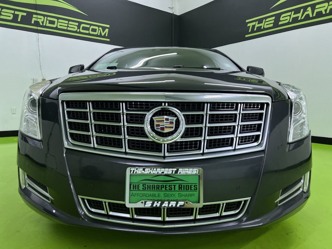 Used 2013 Cadillac XTS Luxury w/ Driver Awareness Package FWD image 3