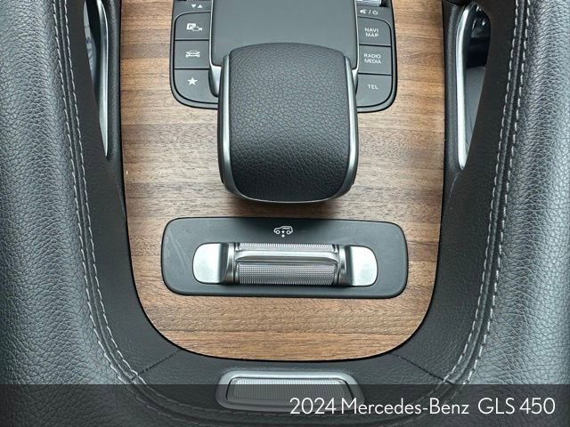 Certified 2024 Mercedes-Benz GLS 450 4MATIC image 44