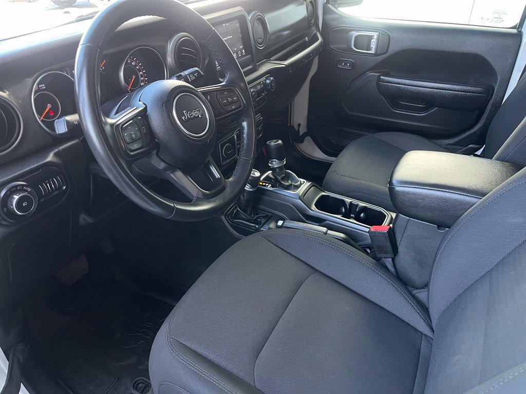 Used 2022 Jeep Wrangler Unlimited Sport AWD/4WD image 5
