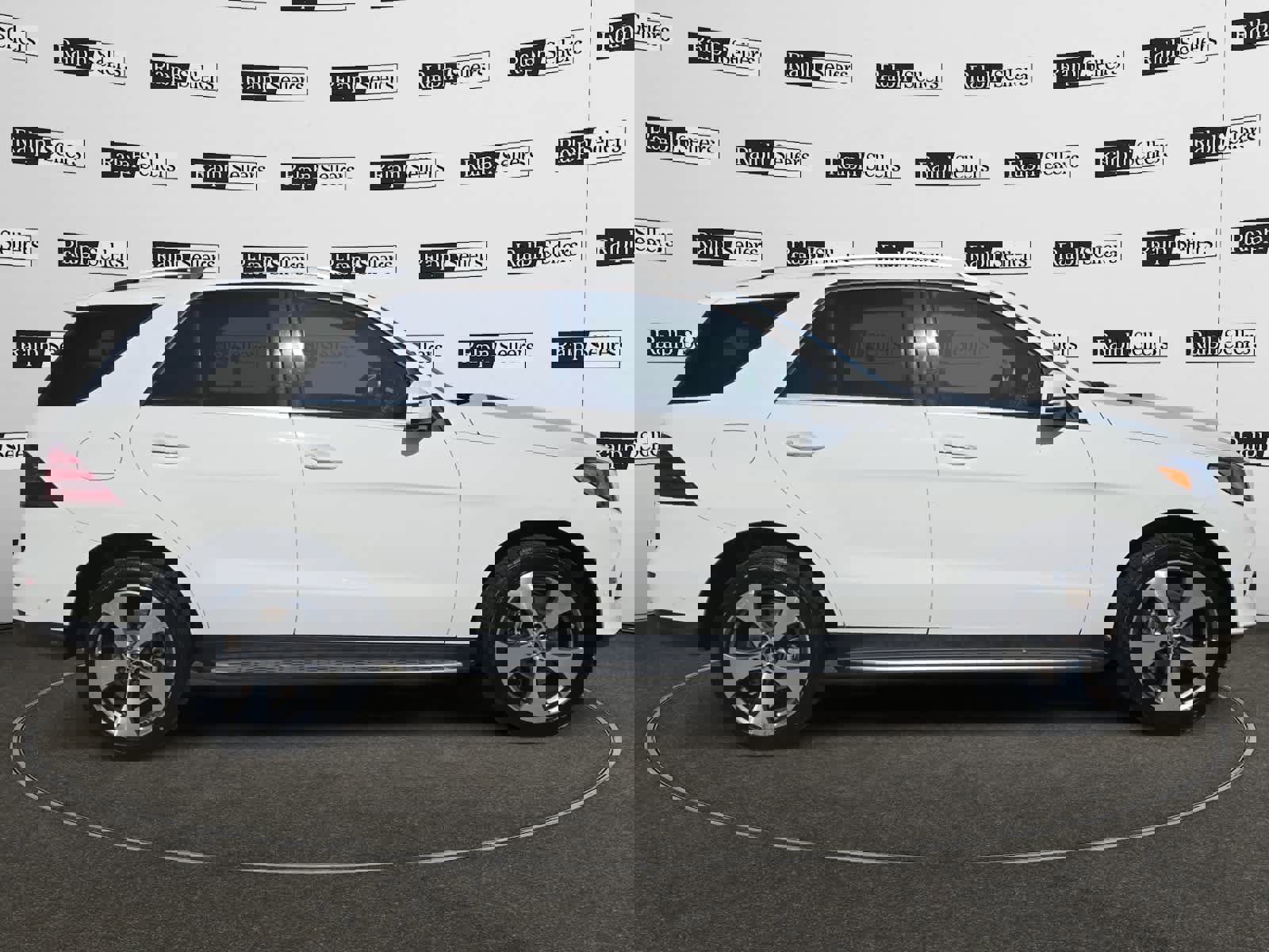 Used 2019 Mercedes-Benz GLE 400 4MATIC image 7