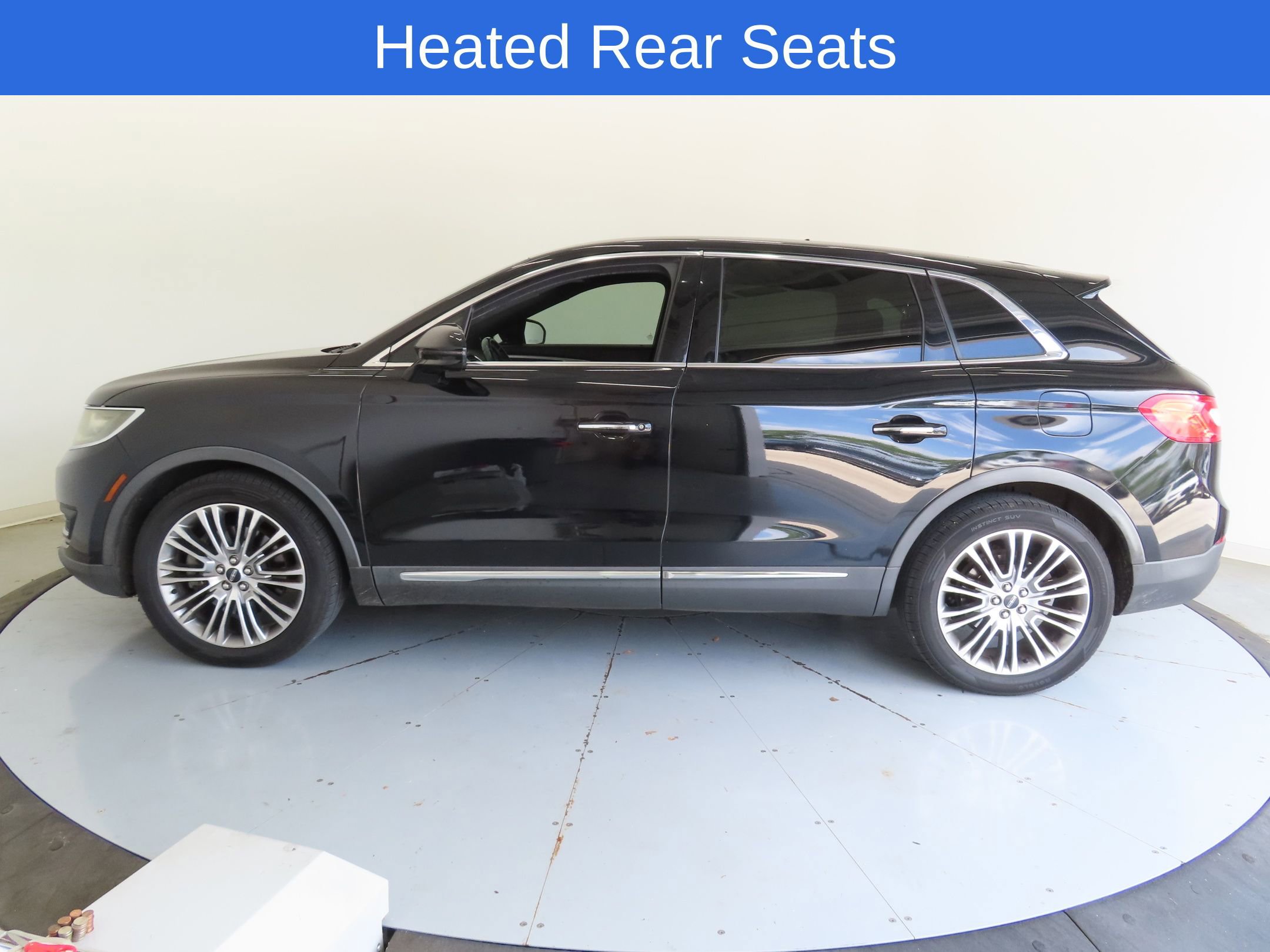 Used 2016 Lincoln MKX Reserve w/ Driver Assistance Package FWD image 8