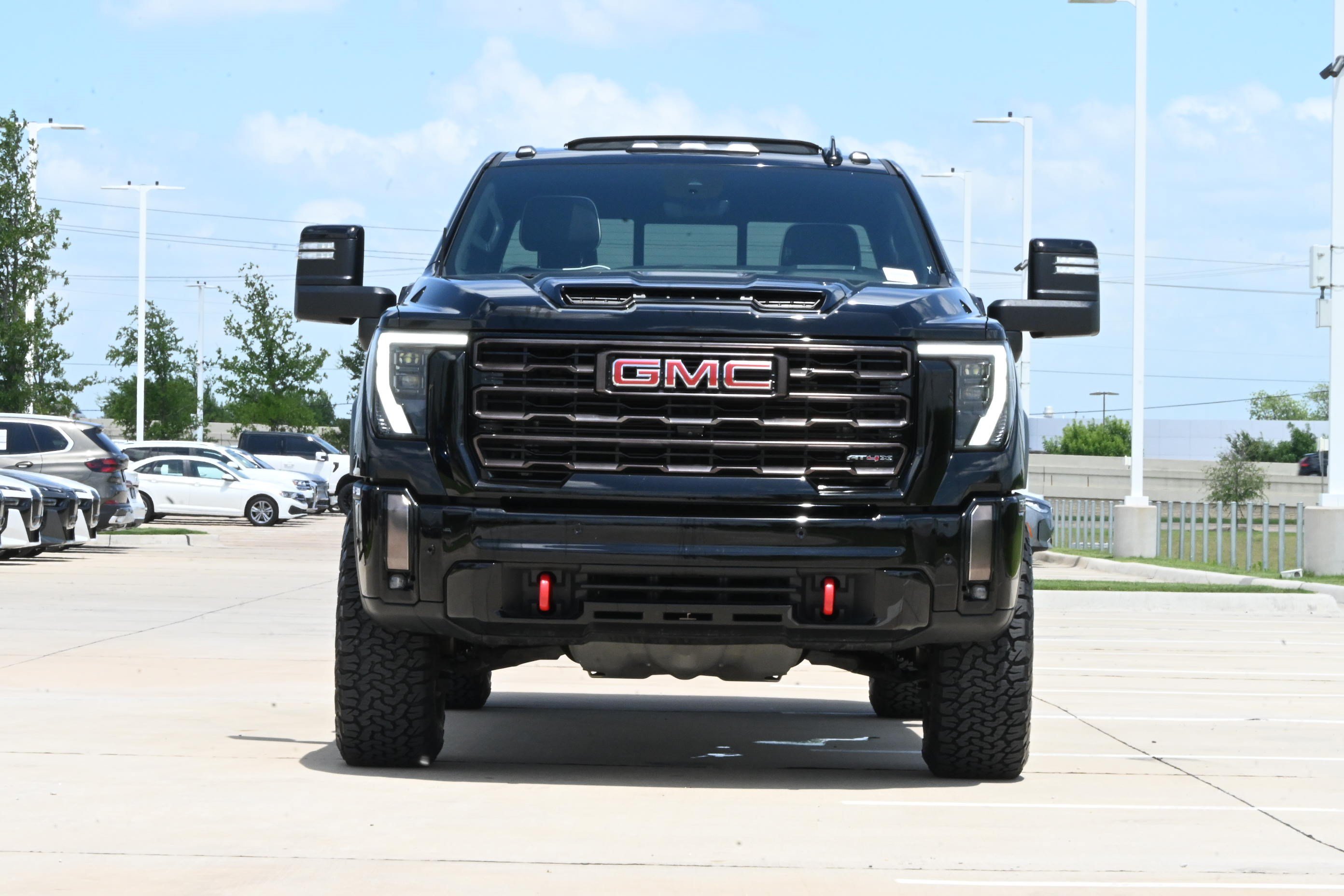 Used 2024 GMC Sierra 2500 AT4X AWD/4WD image 3