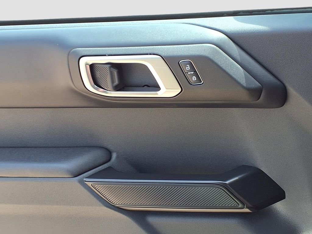 Certified 2025 Ford Bronco Badlands w/ Sasquatch Package image 19